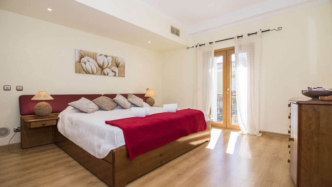 Photo of Bedroom in Vale do Garrao