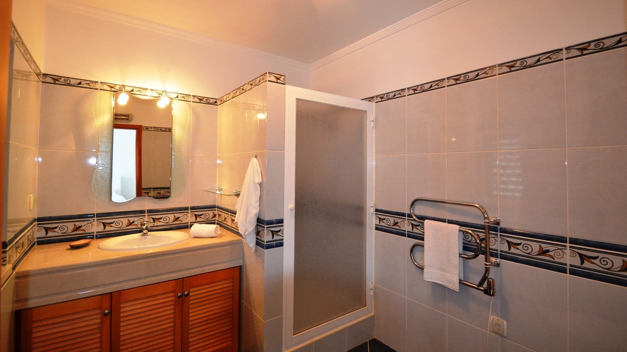 Photo of Bathroom in Moncarapacho e Fuseta