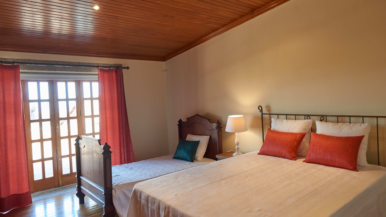 Photo of Bedroom in Caminha