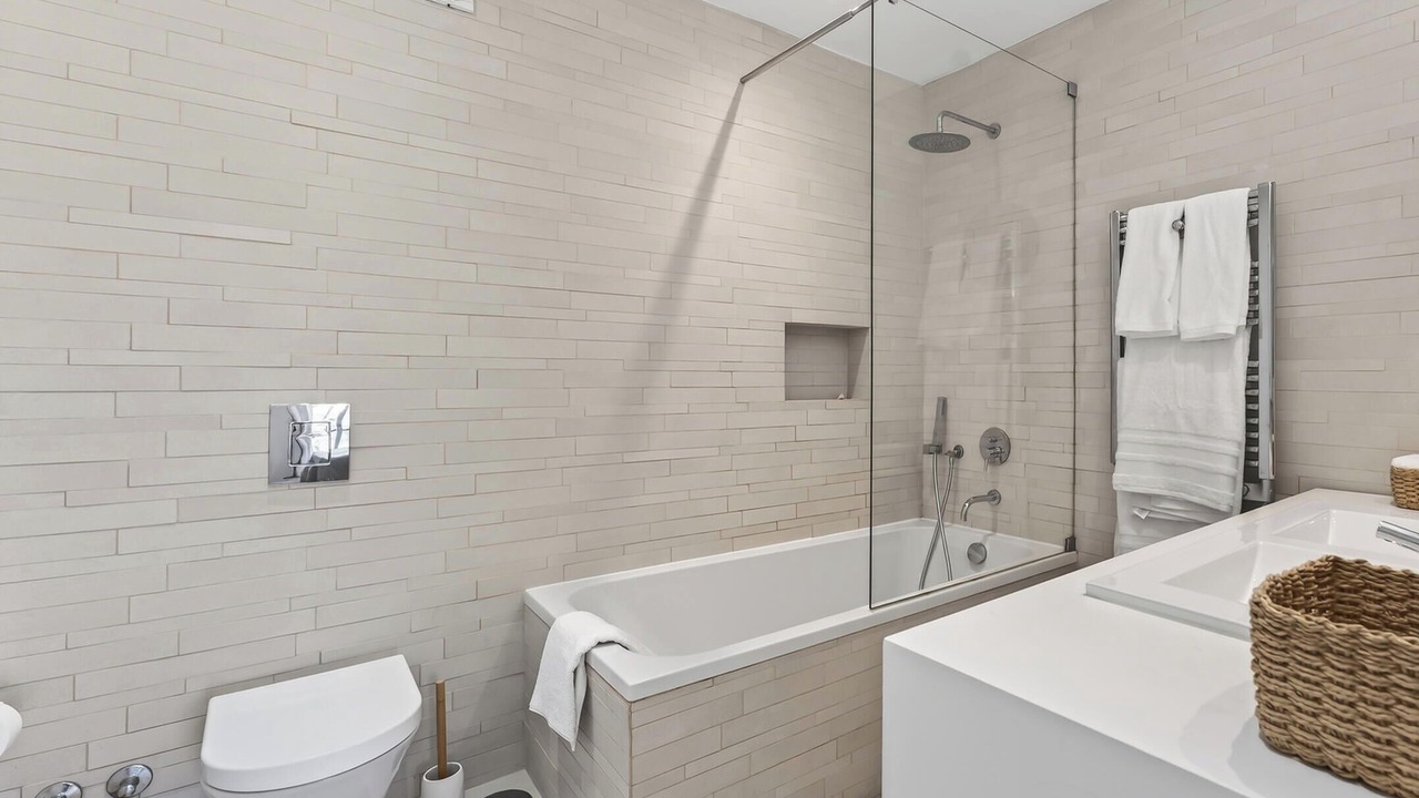 Photo of Bathroom in Vale do Garrao