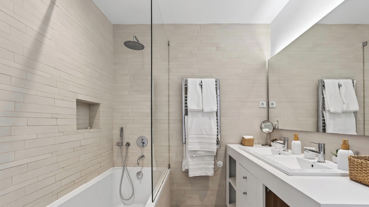 Photo of Bathroom in Vale do Garrao
