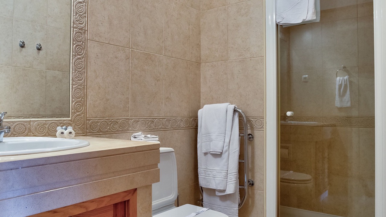 Photo of Bathroom in Atalaia