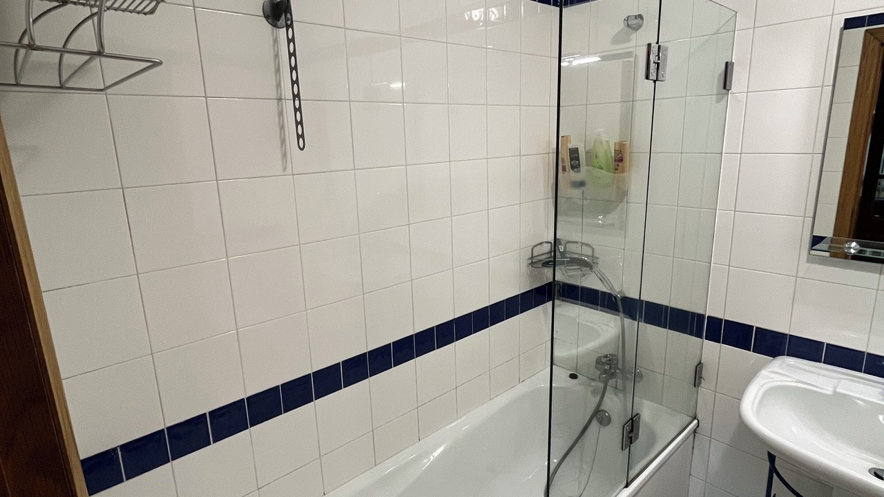 Photo of Bathroom in Darque