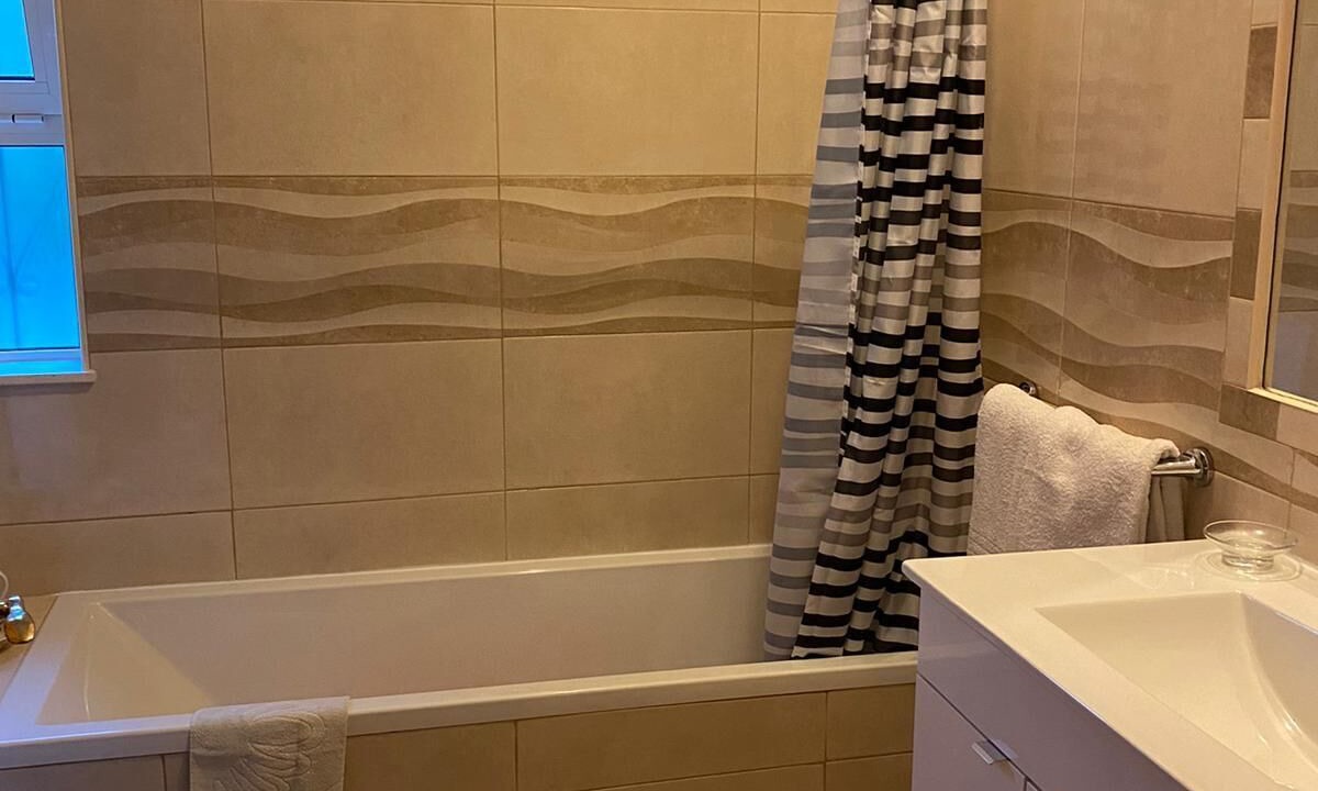 Photo of Bathroom in Alpouvar