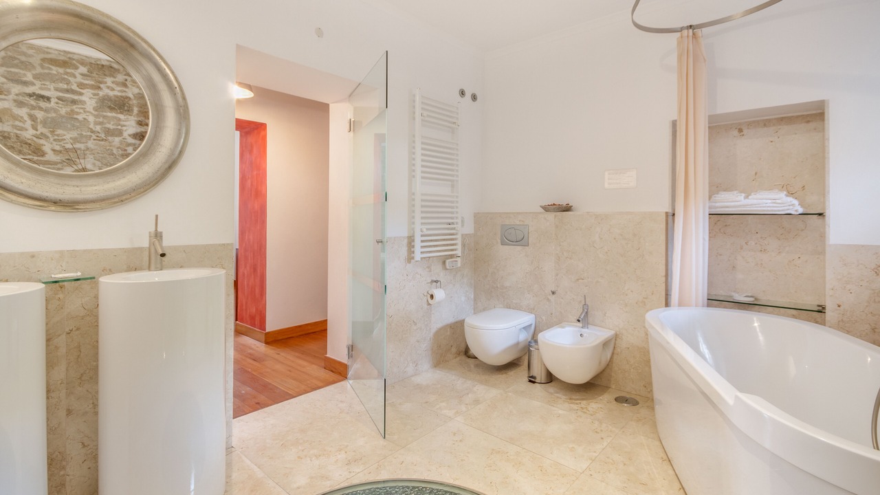 Photo of Bathroom in Magoito