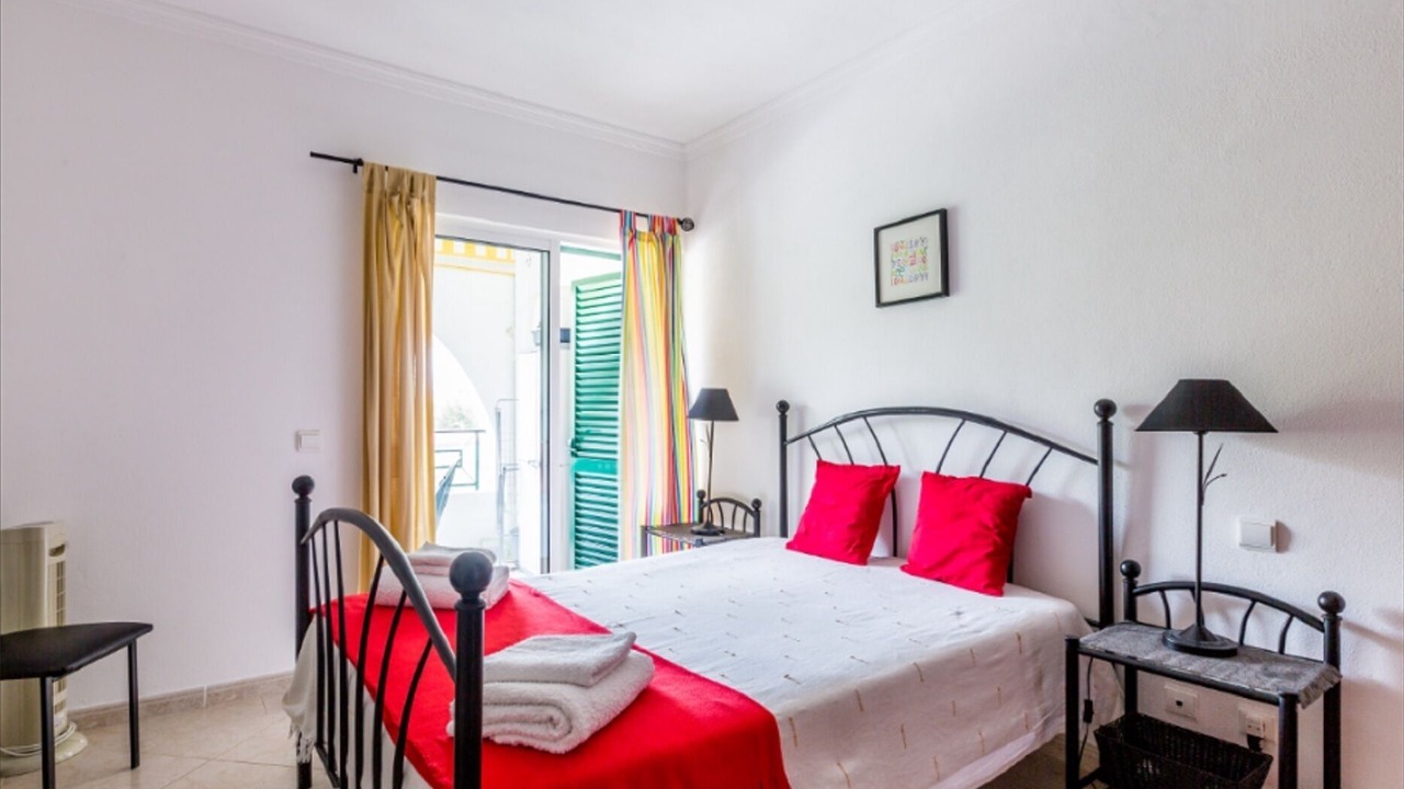 Photo of Bedroom in Salgados