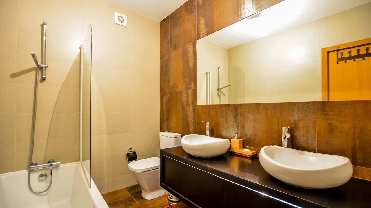 Photo of Bathroom in Viana do Castelo
