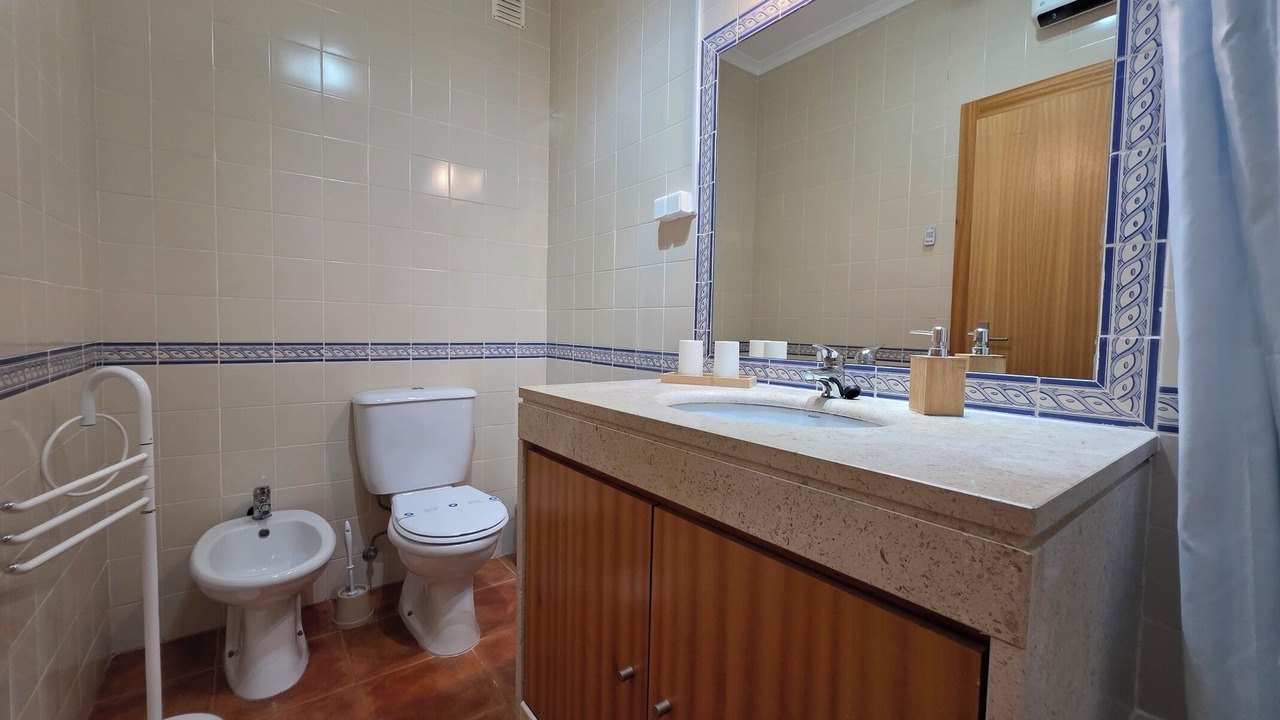 Photo of Bathroom in Meia Praia