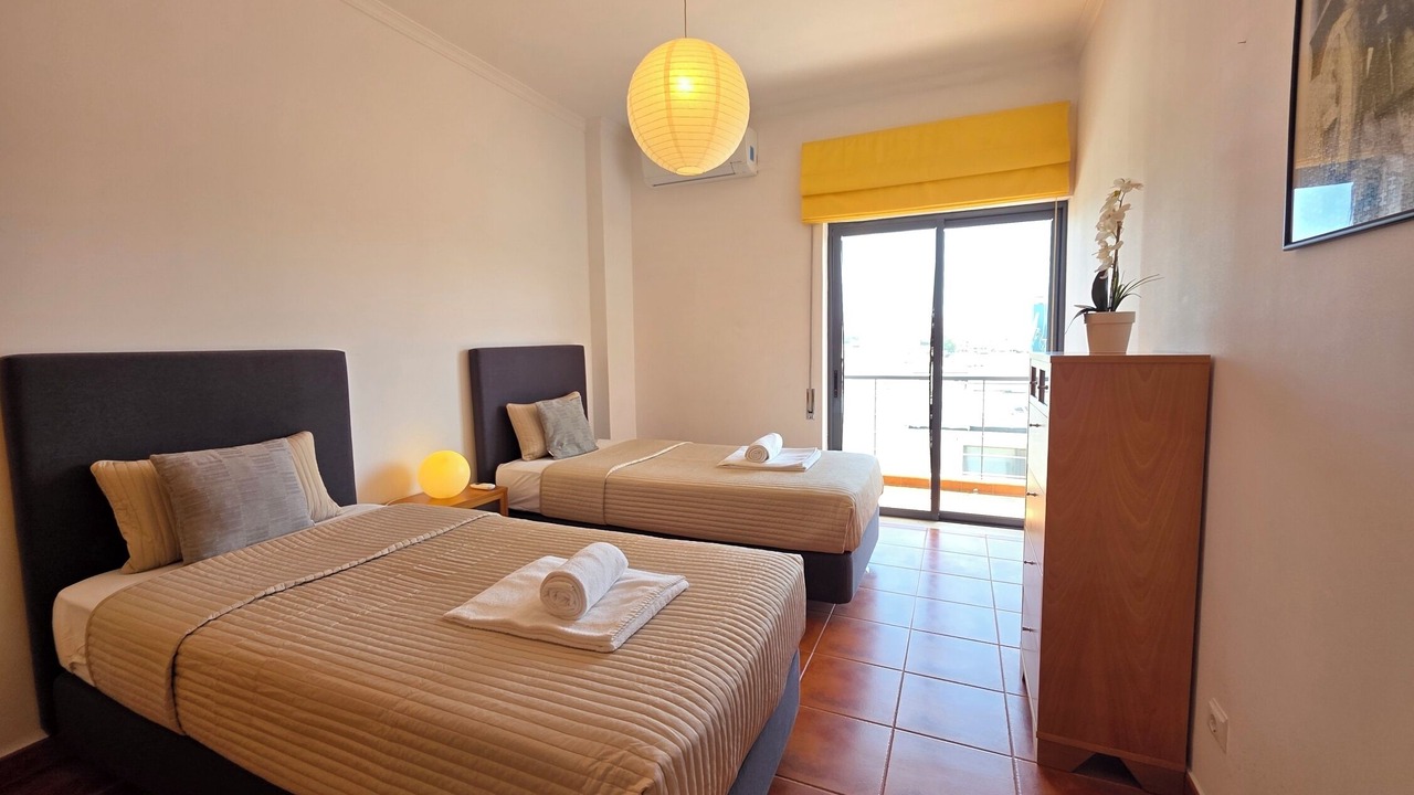 Photo of Bedroom in Meia Praia
