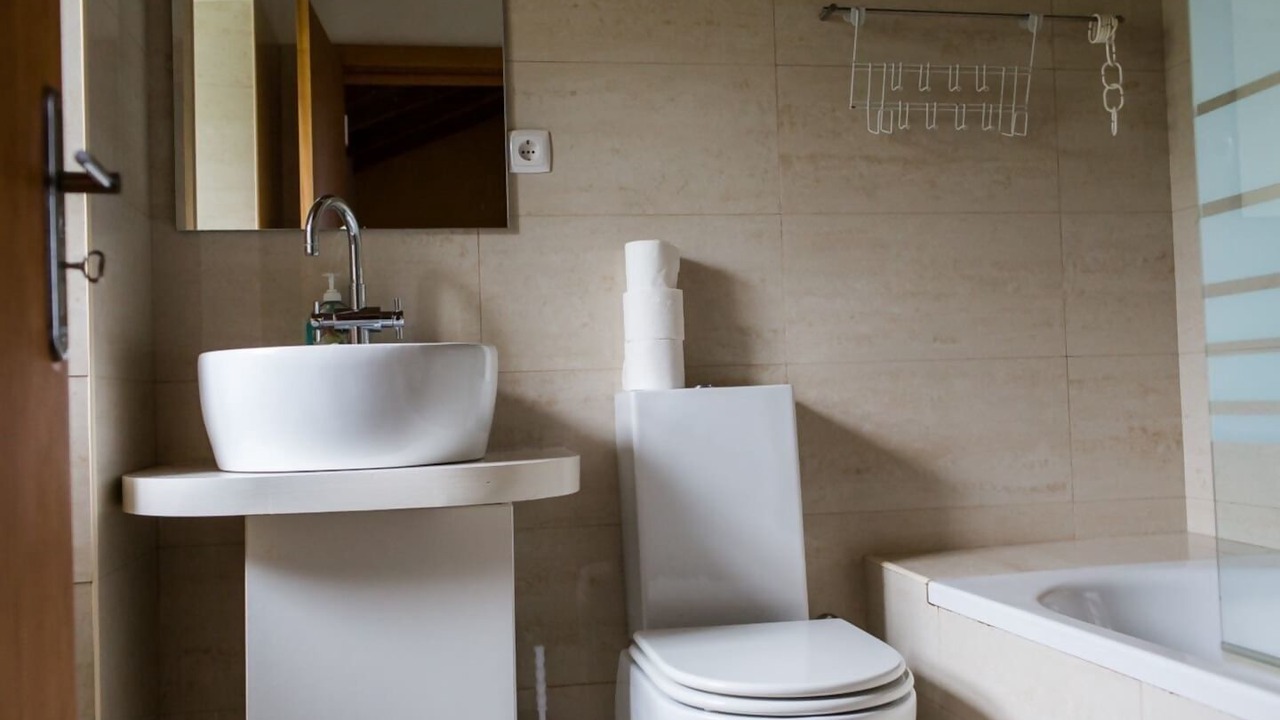 Photo of Bathroom in Sao Roque do Pico