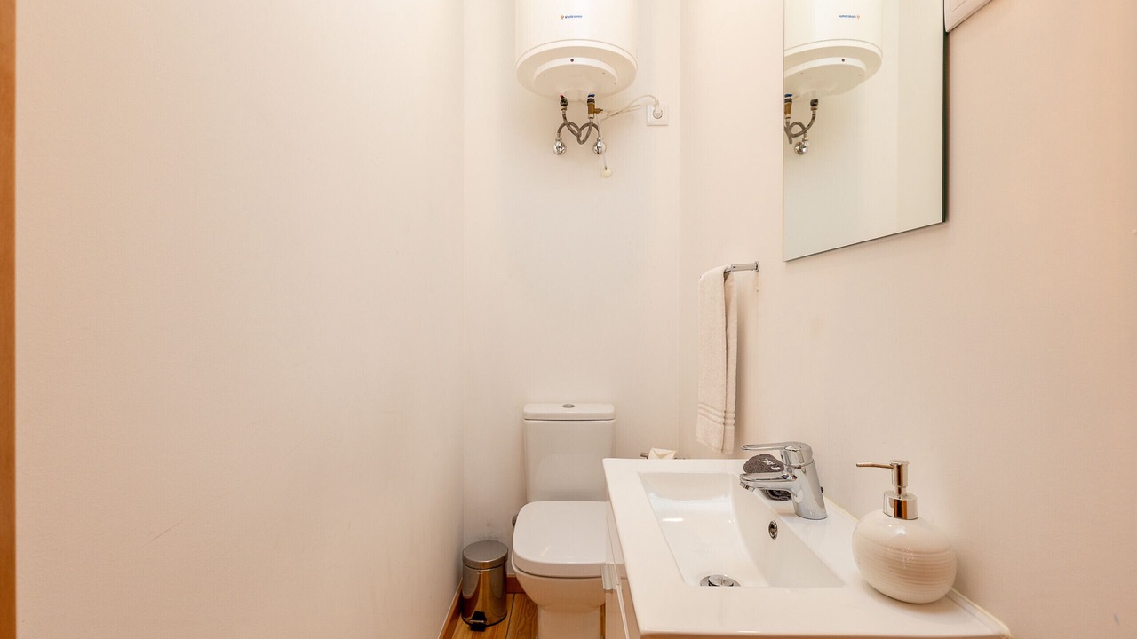 Photo of Bathroom in Centro / Baixa