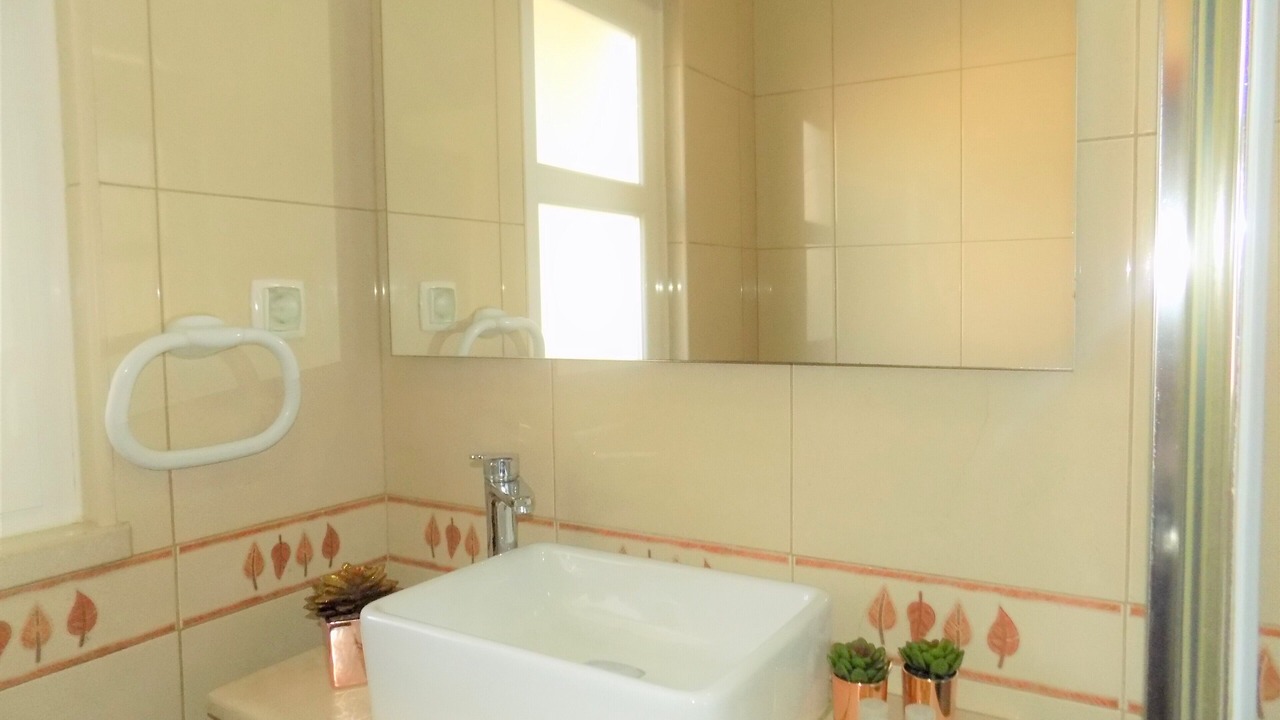 Photo of Bathroom in Sao Martinho do Porto