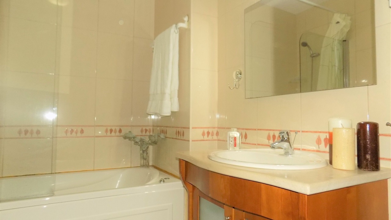 Photo of Bathroom in Sao Martinho do Porto