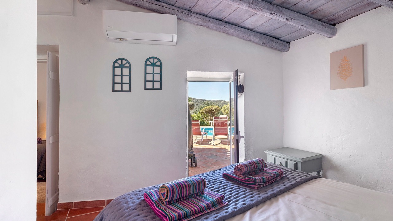 Photo of Bedroom in Sao Bras de Alportel