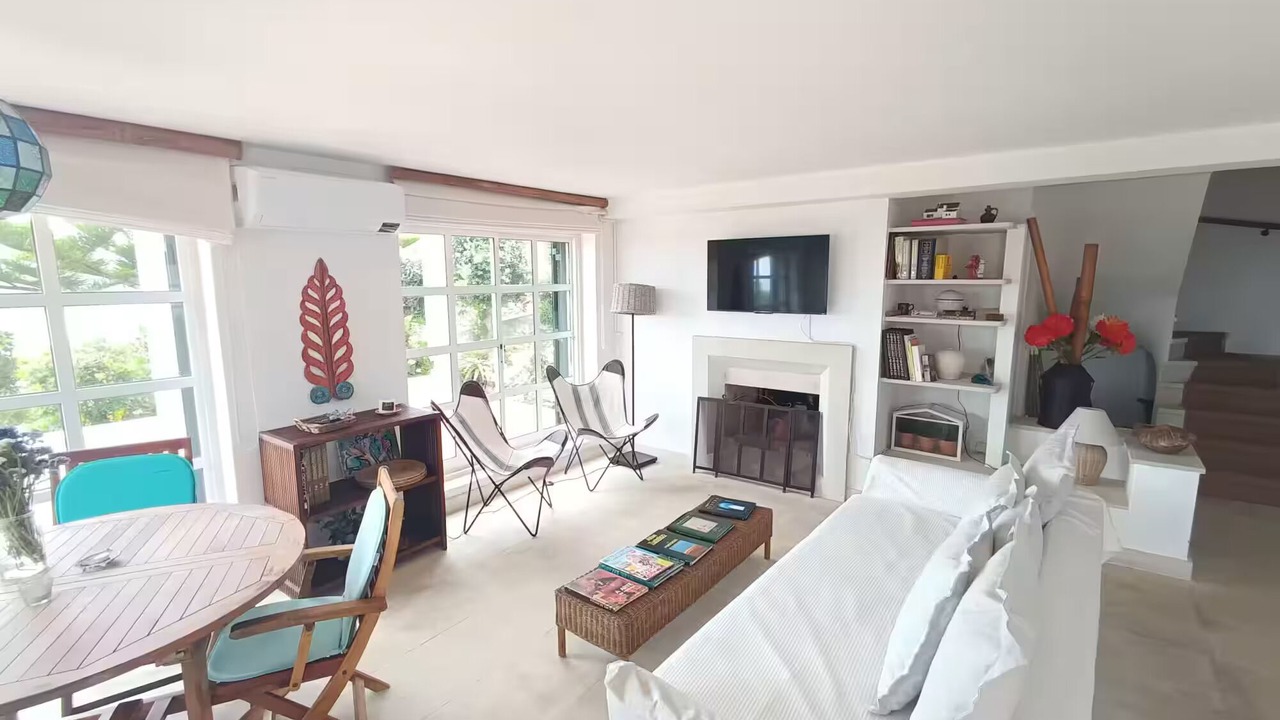 Photo of Bedroom in Azenhas do Mar