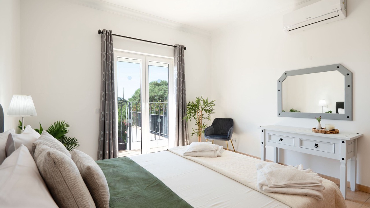 Photo of Bedroom in Olhao