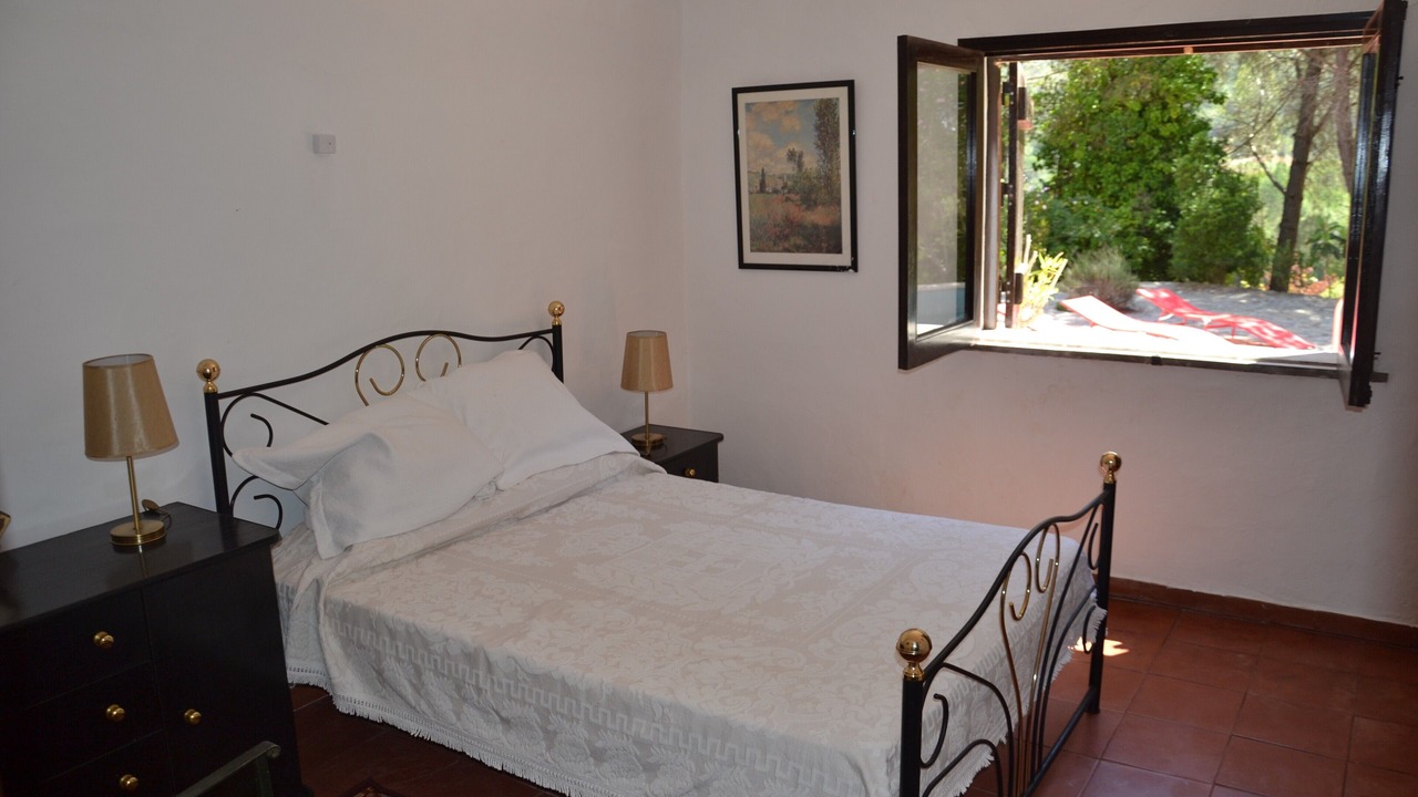 Photo of Bedroom in Vila Nogueira de Azeitao