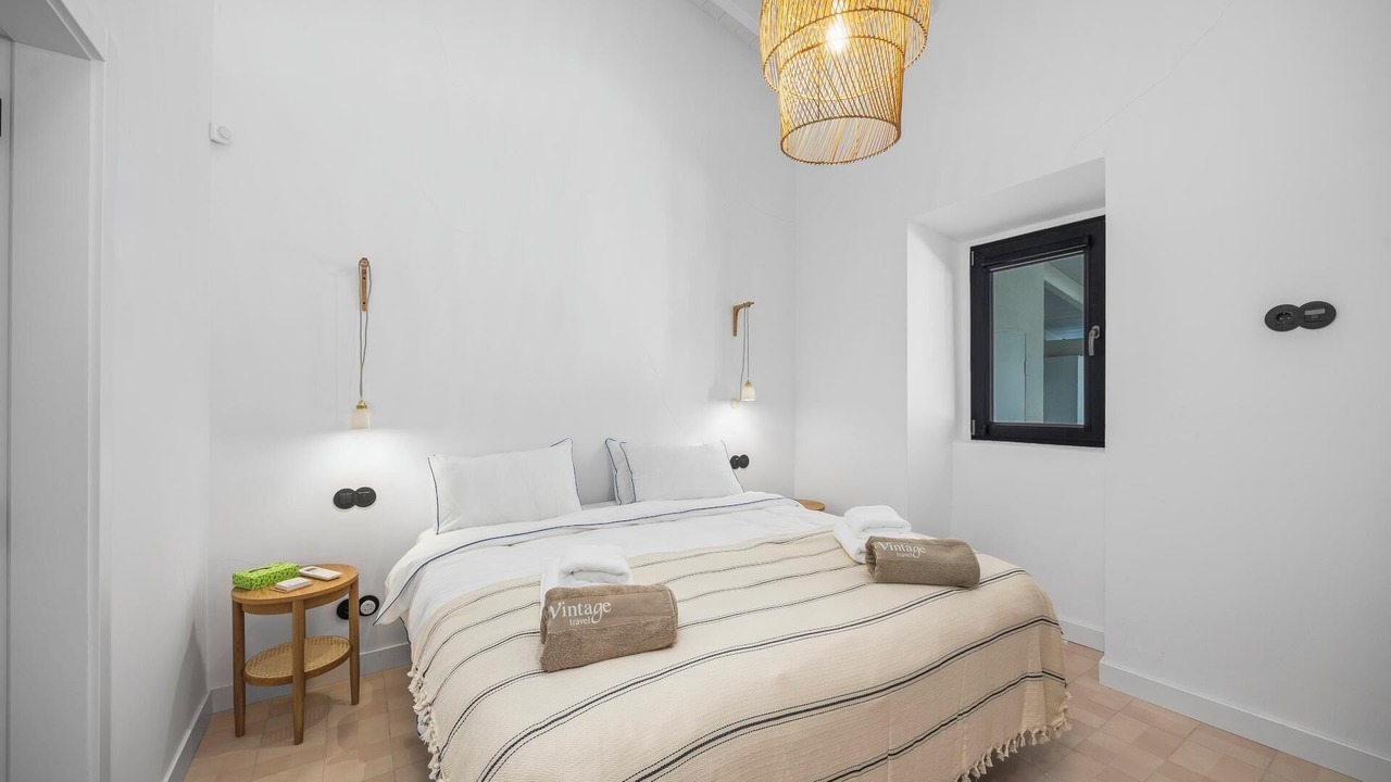 Photo of Bedroom in Alfeicao
