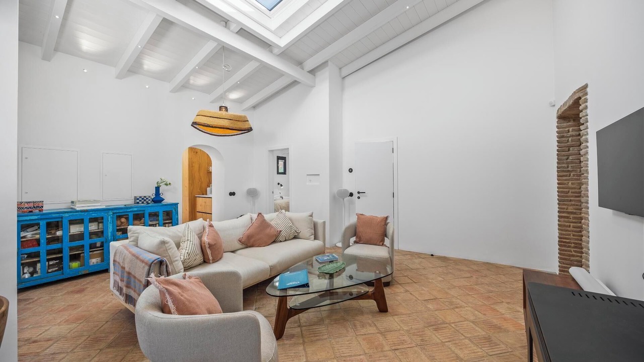 Photo of Livingroom in Alfeicao