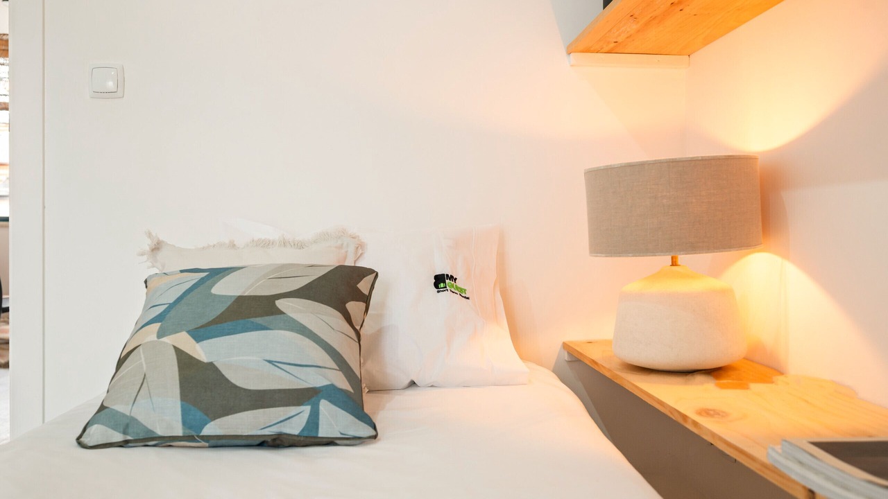 Photo of Bedroom in Linda-a-Velha