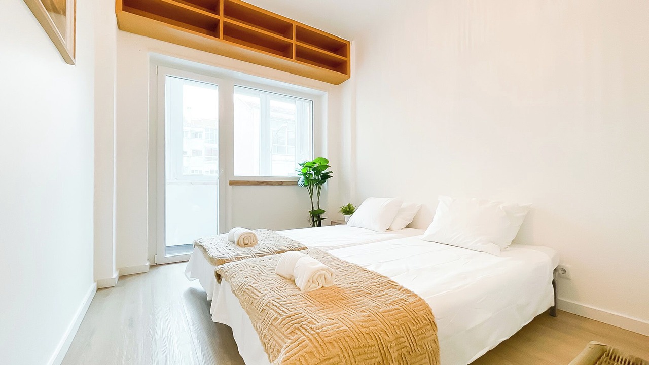 Photo of Bedroom in Linda-a-Velha