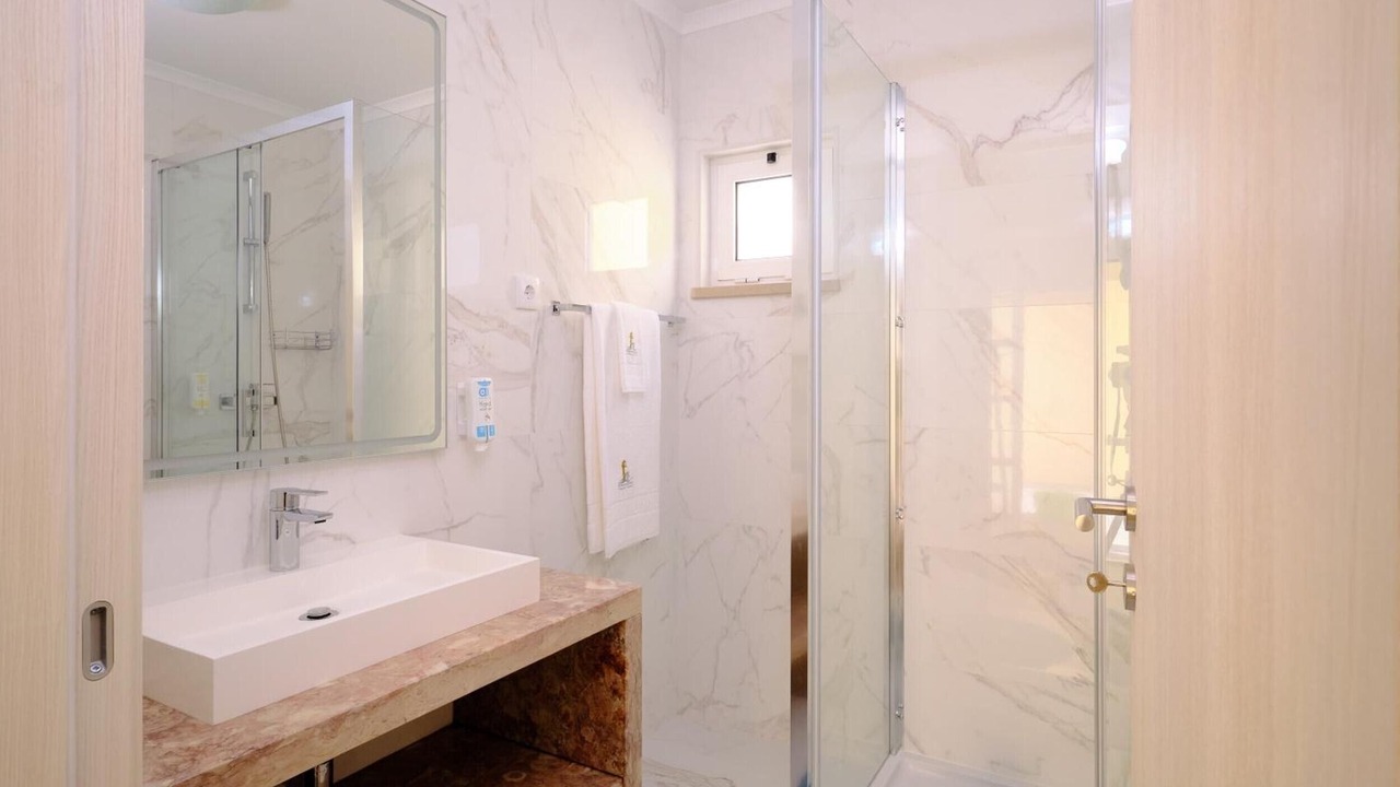 Photo of Bathroom in Famalicao