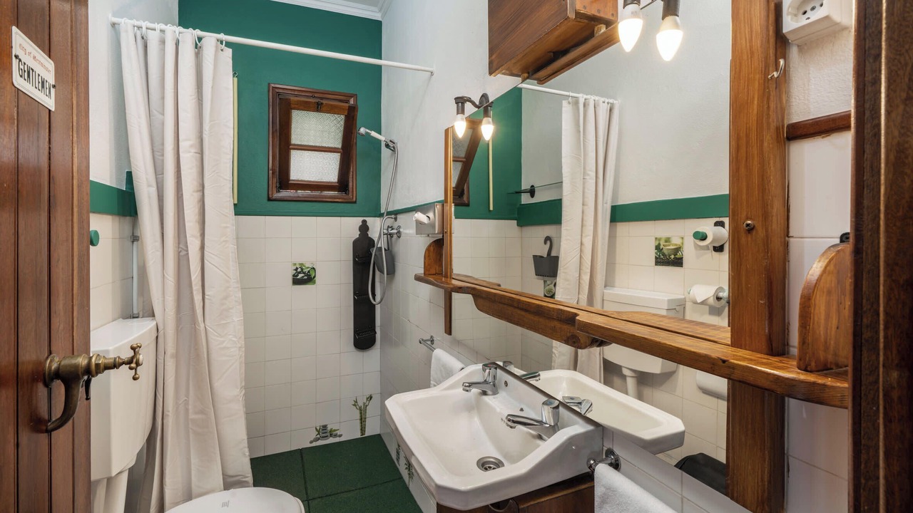 Photo of Bathroom in Arco da Calheta