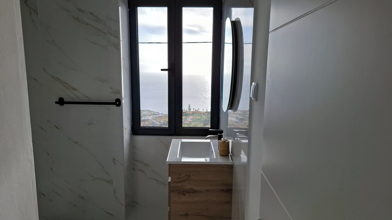 Photo of Bathroom in Estreito da Calheta