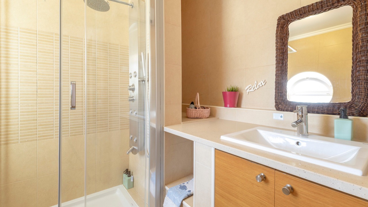 Photo of Bathroom in Ericeira