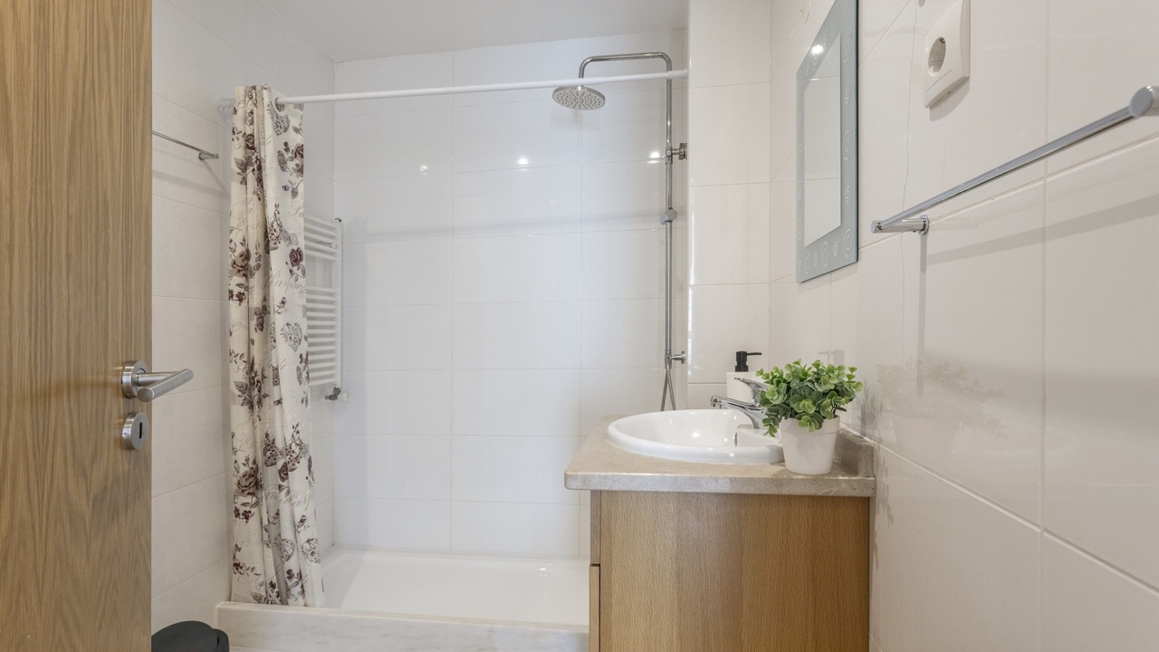 Photo of Bathroom in Sao Martinho do Porto