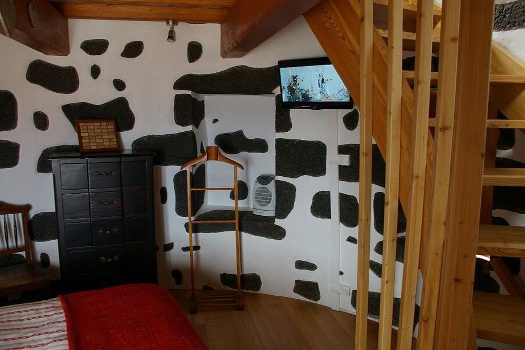 Photo of Bedroom in Santa Cruz da Graciosa