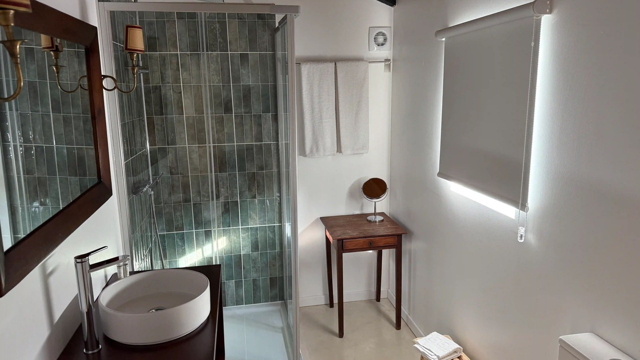 Photo of Bathroom in Ourem