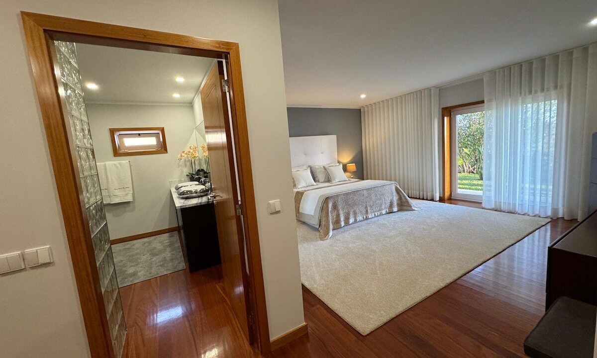 Photo of Bedroom in Portela