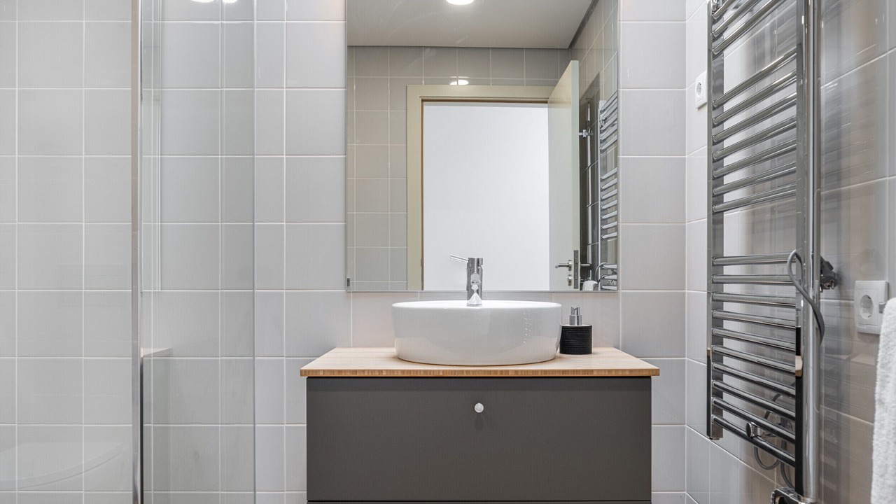 Photo of Bathroom in Caminha