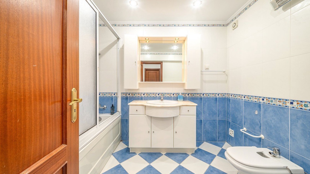 Photo of Bathroom in Alcochete