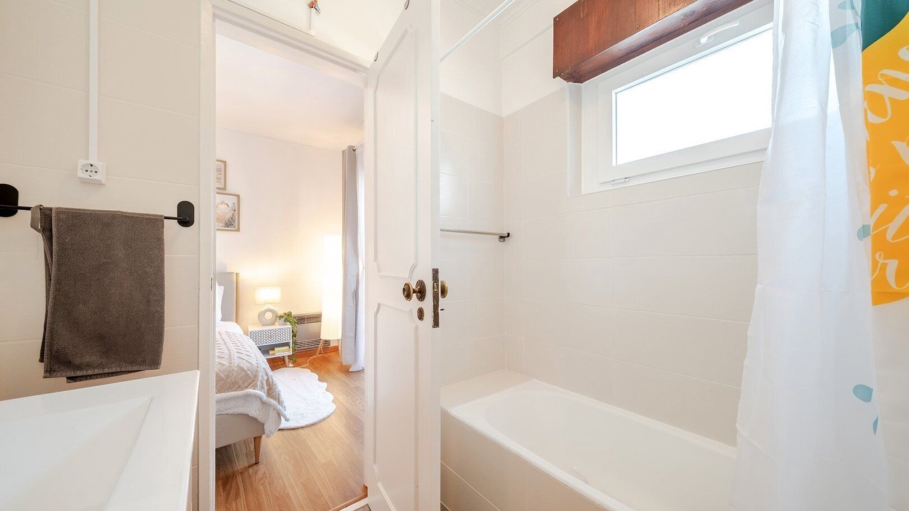 Photo of Bathroom in Oeiras