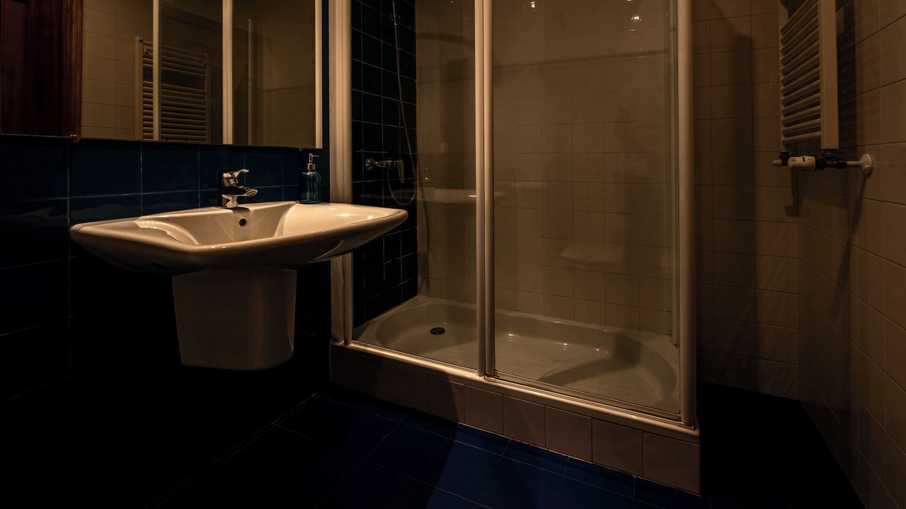 Photo of Bathroom in Cascais