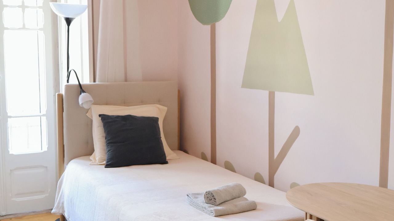 Photo of Bedroom in Lisbon Old Town