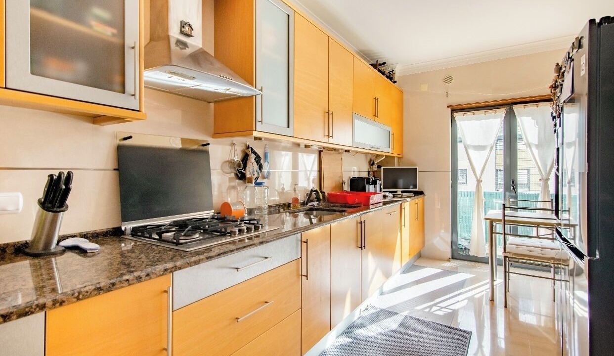 Photo of Kitchen in Santa Iria de Azoia