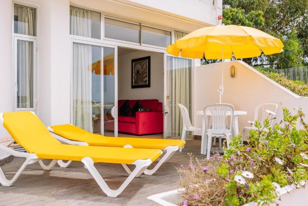 Photo of Patio Balcony in Oura