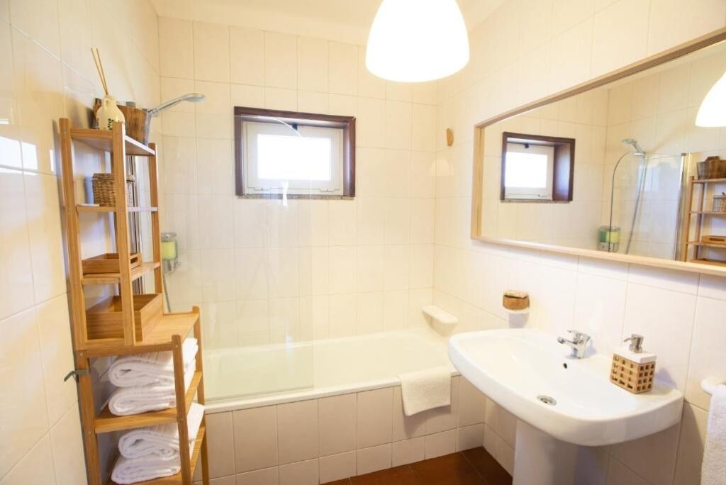 Photo of Bathroom in Sao Jorge de Selho