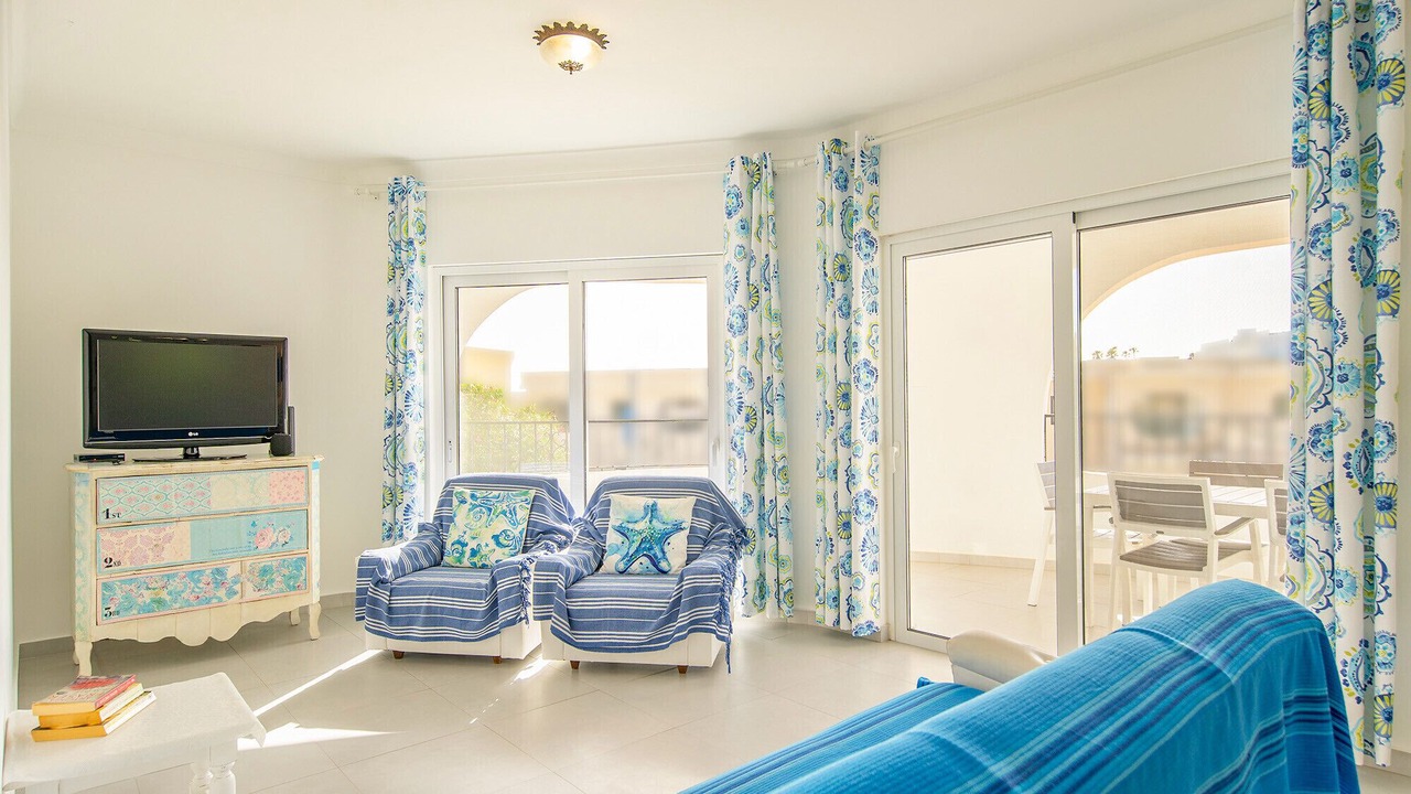 Photo of Livingroom in Vale de Centianes