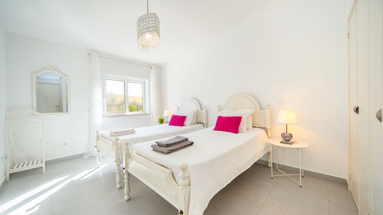 Photo of Bedroom in Vale de Centianes