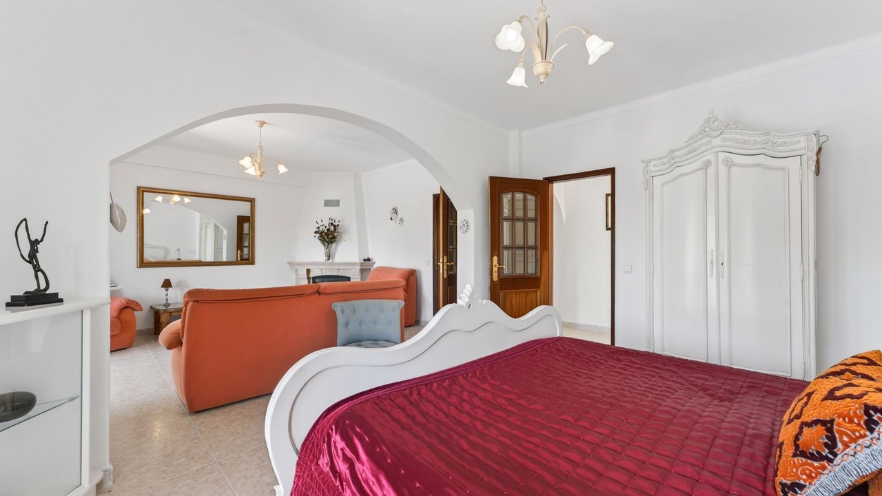 Photo of Bedroom in Monte Raposo