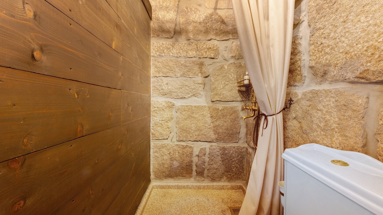 Photo of Bathroom in Mosteiro
