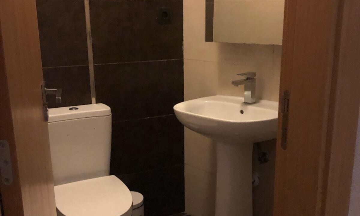 Photo of Bathroom in Corroios