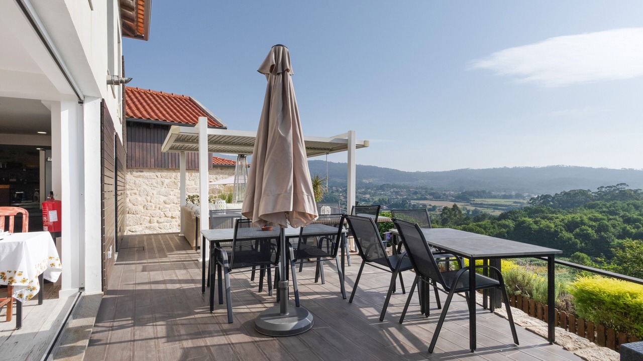 Photo of Outdoor in Covas