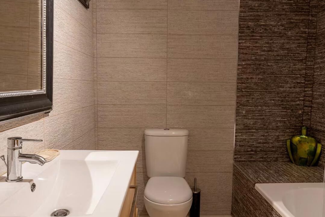 Photo of Bathroom in Amarante