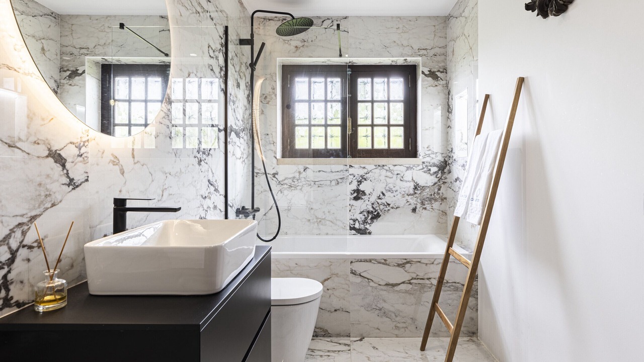 Photo of Bathroom in Azoia