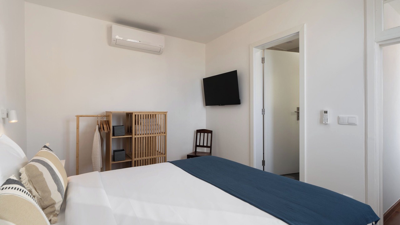 Photo of Bedroom in Canhas